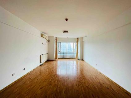 济南汇展香格里拉1室1厅74平低楼层/共31层