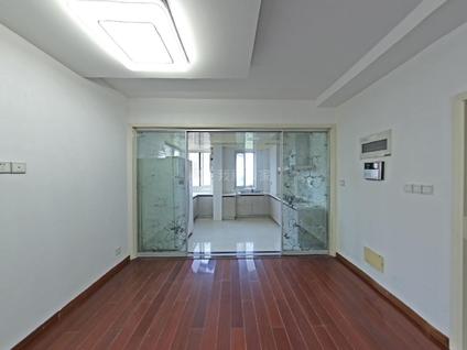 南京托乐嘉街区3室2厅136.27平高楼层/共10层