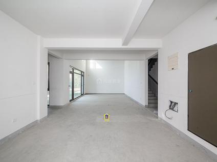 北京富力十号(A区)6室3厅345.12平低楼层/共1层