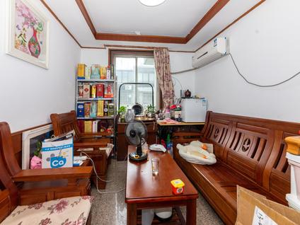 苏州中军新村5室2厅98.6平中楼层/共4层