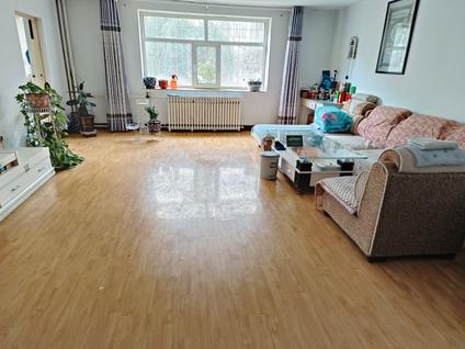 北京沁宁小区3室2厅141平低楼层/共6层