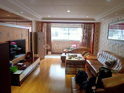 遵义市政府二小区4室2厅146.75平中楼层/共9层