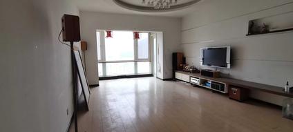 北京新希望花园3室2厅148.78平中楼层/共28层