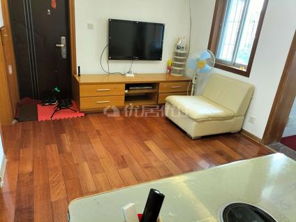 北京湖滨小区2室2厅60平高楼层/共8层