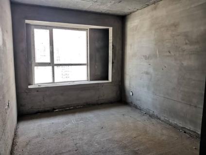 西宁金水湖畔4室2厅150平中楼层/共33层