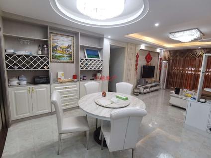 北京翠泽新园3室2厅124平低楼层/共18层