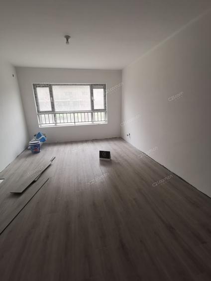 北京汾东三号小区2室2厅105平低楼层/共22层