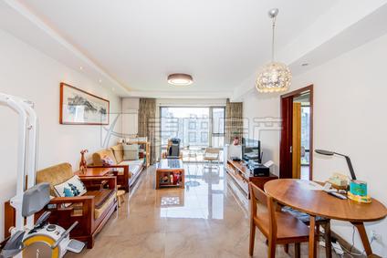 北京一瓶3室2厅154.3平高楼层/共12层