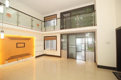无锡宝城花园4室2厅140.53平中楼层/共8层