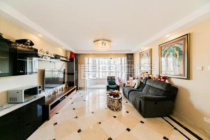 北京圣馨大地家园2室2厅116.5平低楼层/共33层