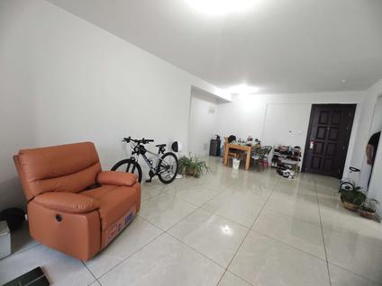 青岛K2海棠湾(四期)3室2厅120.78平低楼层/共34层