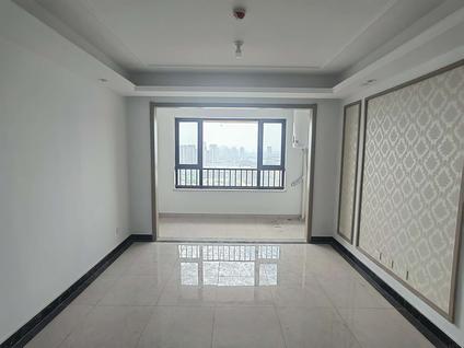 北京中铁诺德名城3室2厅107平高楼层/共30层