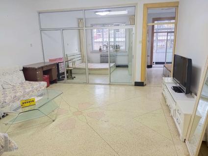 北京银马地税3室1厅93平低楼层/共6层