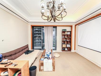 北京融创大家望江府3室2厅139.06平中楼层/共18层