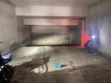 东莞丰泰东海城堡6室2厅194平低楼层/共1层