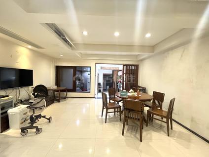 东莞丰泰东海城堡4室2厅196平低楼层/共1层