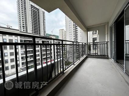 宿州金悦花园天元府4室2厅144平高楼层/共8层