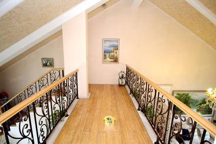 北京阳光地带花园5室2厅197.94平高楼层/共5层