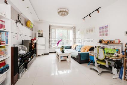 北京保利西山林语2室1厅86.78平中楼层/共8层