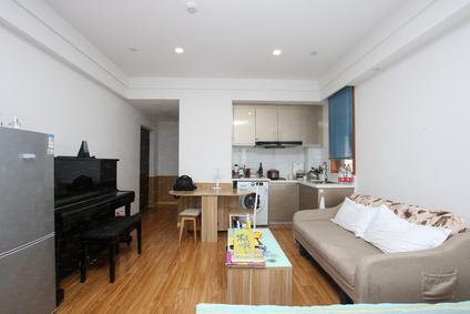 杭州滨江宝龙城市广场1室1厅58.6平中楼层/共24层