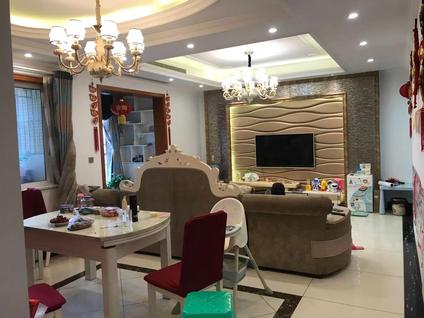 北京盛世临港6室2厅104平中楼层/共33层