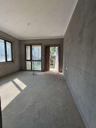 天津恒大山水城4室2厅166.75平低楼层/共1层