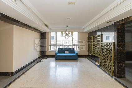 北京圣世一品2室2厅156.29平低楼层/共25层