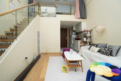 杭州泰美国际大厦1室1厅40.74平低楼层/共22层