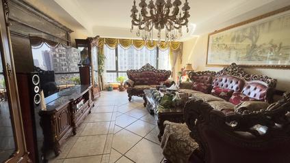 北京赛顿中心4室2厅255.47平中楼层/共32层