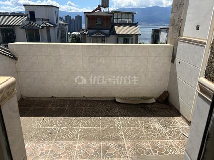 大理大理公馆5室2厅271.86平低楼层/共1层