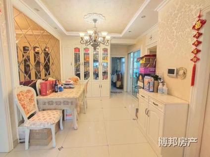 北京新天润国际社区(二期洛林郡)3室2厅120平低楼层/共18层