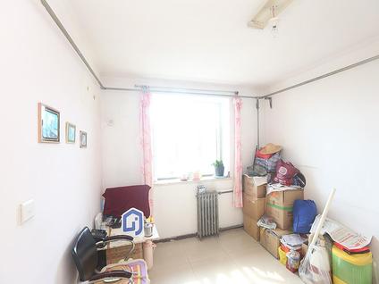 北京秀山里2室1厅58.39平高楼层/共6层