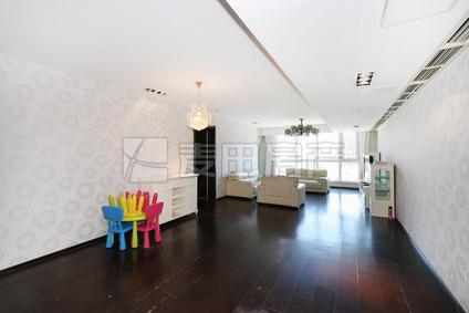 北京富力城(E区)3室2厅182.66平中楼层/共21层