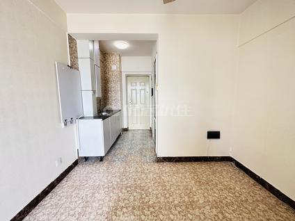 昆明广基馨悦尚居1室1厅23平高楼层/共18层