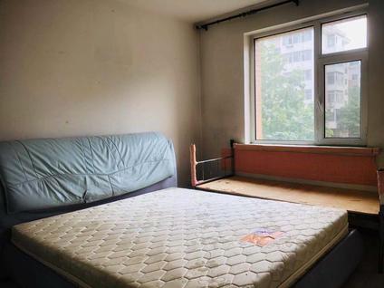 北京一汽家园(B区)2室1厅88平中楼层/共5层