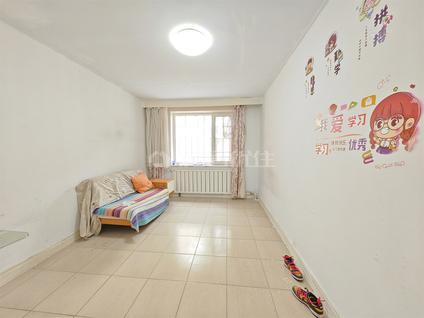 北京卫生厅小区3室1厅75.58平低楼层/共4层