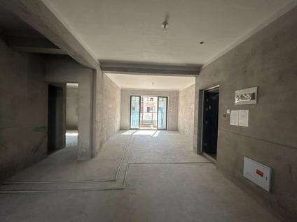 北京奥特莱斯壹号院4室2厅125平中楼层/共11层