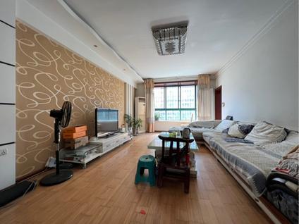 洛阳帝景花园4室2厅140.23平低楼层/共6层