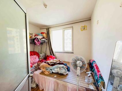 青岛棘洪滩港北小区2室2厅84平中楼层/共7层