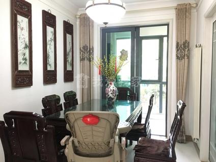 南京君悦湖滨3室2厅119.33平低楼层/共10层