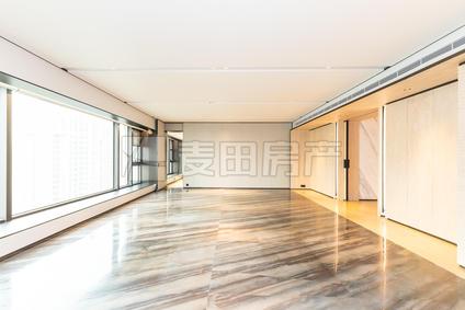 北京合生霄云路8号4室3厅450平高楼层/共29层