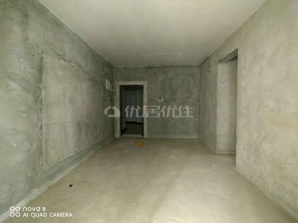 贵阳云城尚品(一期)2室2厅68平低楼层/共33层