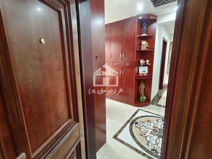 南宁天健世纪花园5室2厅136平高楼层/共33层