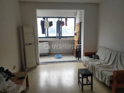 北京西墅花园(北区）3室2厅95平低楼层/共6层