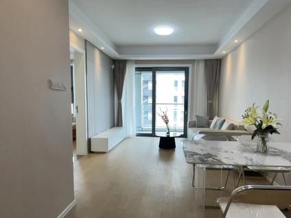 上海前滩东方惠礼1室2厅64.02平中楼层/共18层