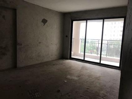 江门开平中颐海伦堡4室2厅151.74平低楼层/共13层