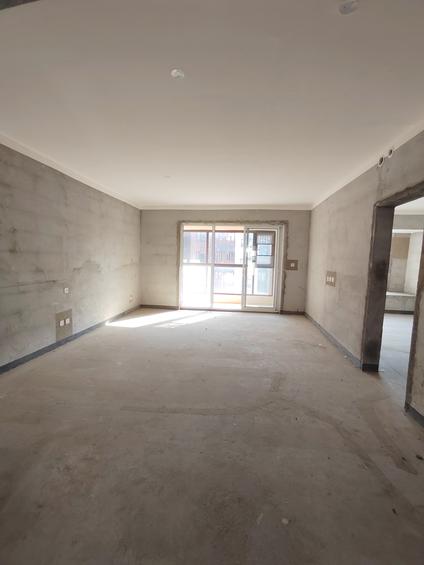 洛阳中成相国府4室2厅162.41平高楼层/共7层