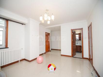 北京长寿公寓2室1厅95.96平低楼层/共18层