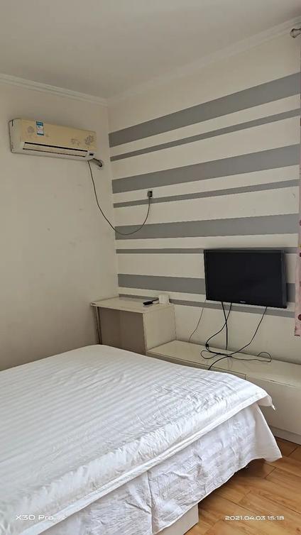 北京外滩香格里拉1室1厅25平高楼层/共29层