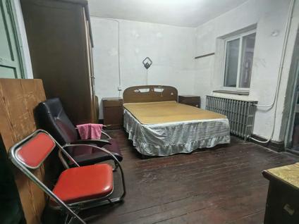 北京岳阳道1室0厅19平中楼层/共4层